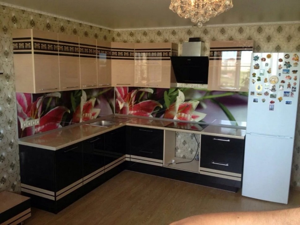 Барокко восточная пленочная кухня Deluxe, ДСП 1м Вариант 2011