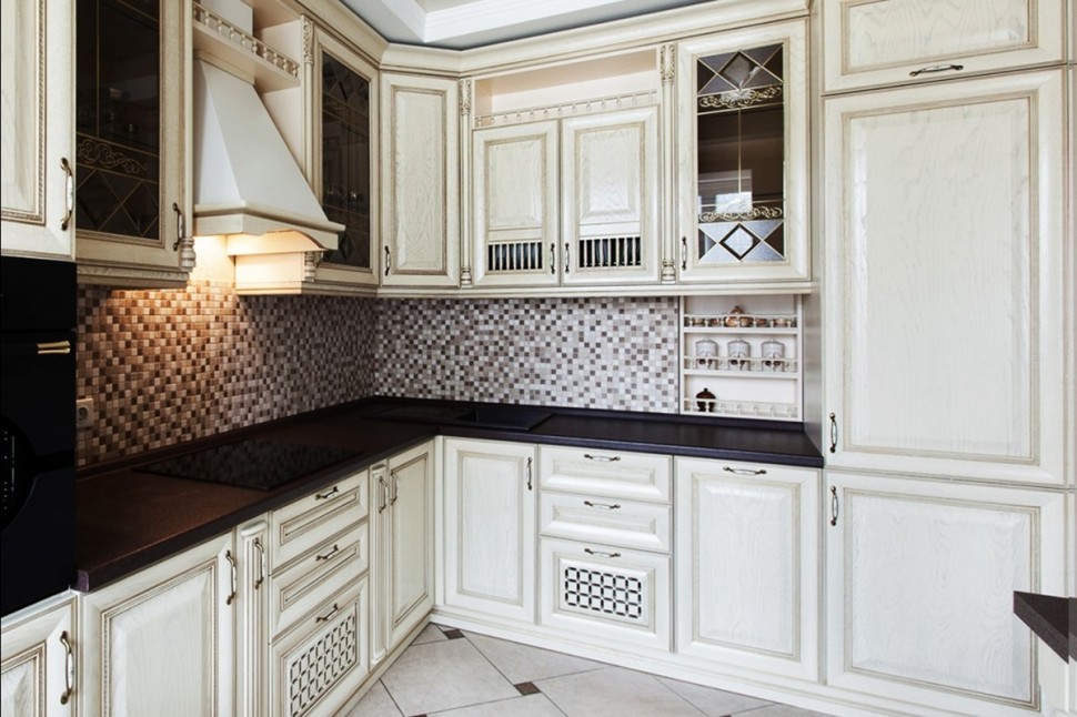 Модерн европейская кухня из натурального дерева Deluxe, ДСП 1м Вариант 1179