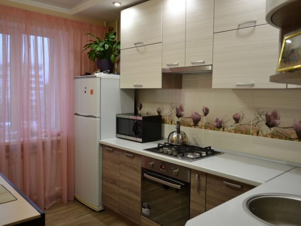 Коричневая кухня 6 метров угловая Germes ДСП, МДФ 1 метр Вариант 2386