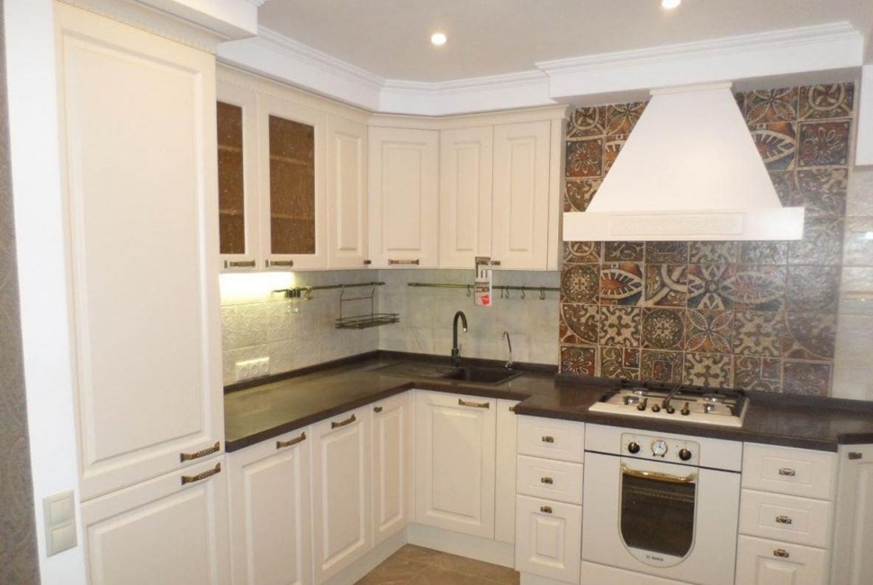 Классическая европейская кухня стекло Deluxe, ДСП 1м Вариант 2160