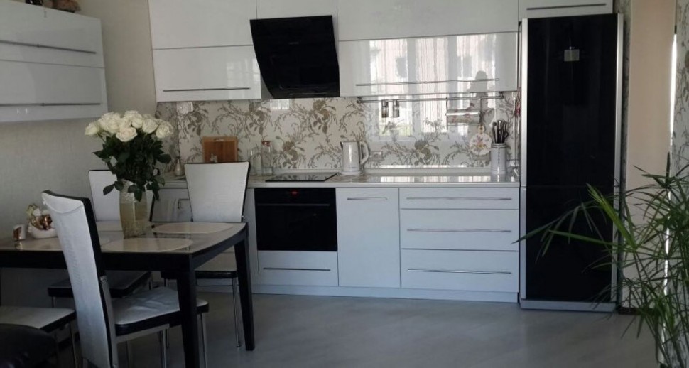 Коричневая кухня 4 метра угловая Germes ДСП, МДФ 1 метр Вариант 2381