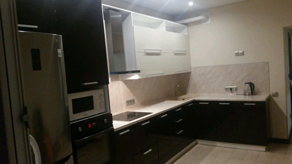 Класcика европейская пластиковая кухня Deluxe, ДСП 1м Вариант 1577