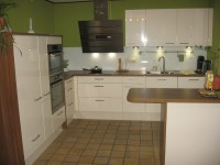 Розовая кухня на заказ угловая Germes ДСП, МДФ 1 метр Вариант 2482