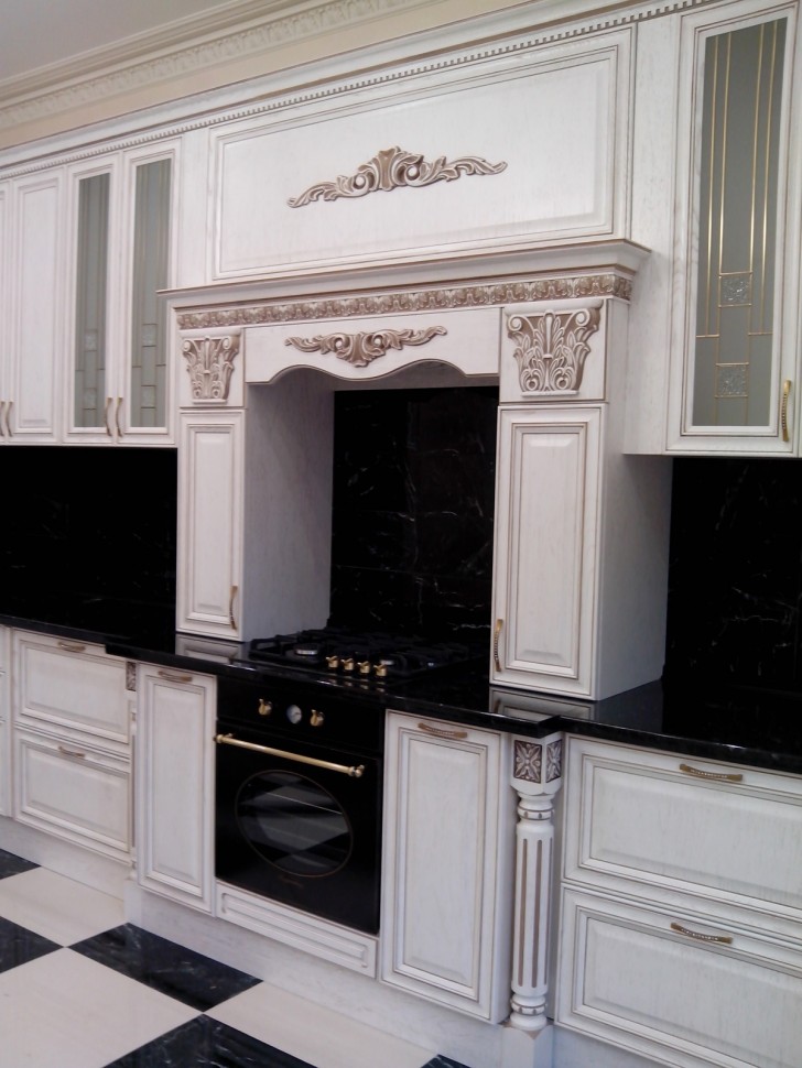 Барокко американская кухня из натурального дерева Deluxe, ДСП 1м Вариант 1109