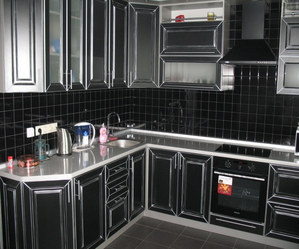 Барокко немецкая стеклянная кухня Deluxe, ДСП 1м Вариант 2117