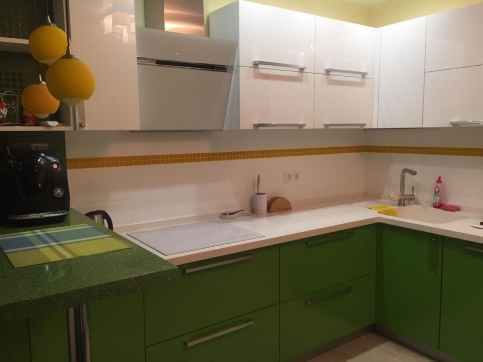 Голубая кухня интерьер угловая Germes ДСП, МДФ 1 метр Вариант 2313