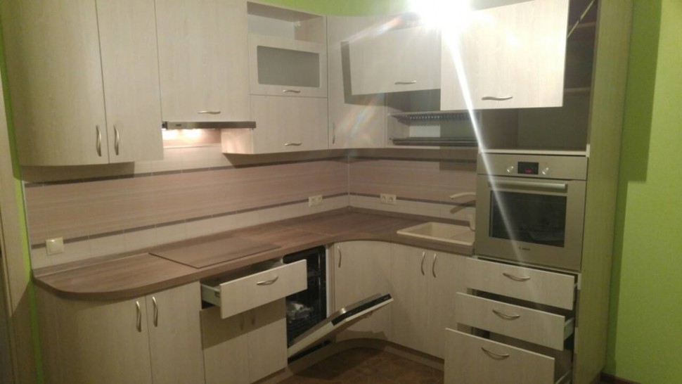 Хай-тек восточная кухня краска Deluxe, ДСП 1м Вариант 1479