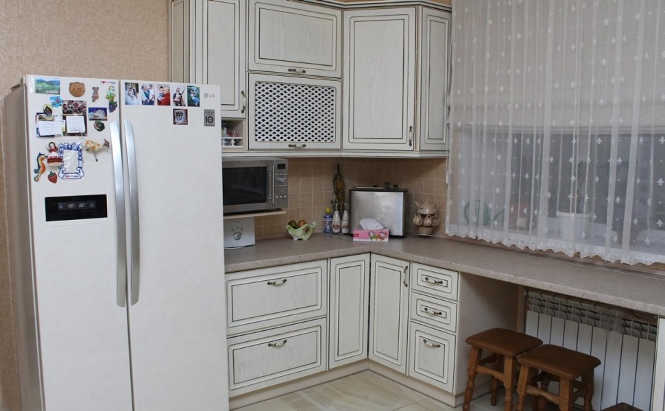 Лофт европейская кухня стекло Deluxe, ДСП 1м Вариант 2170