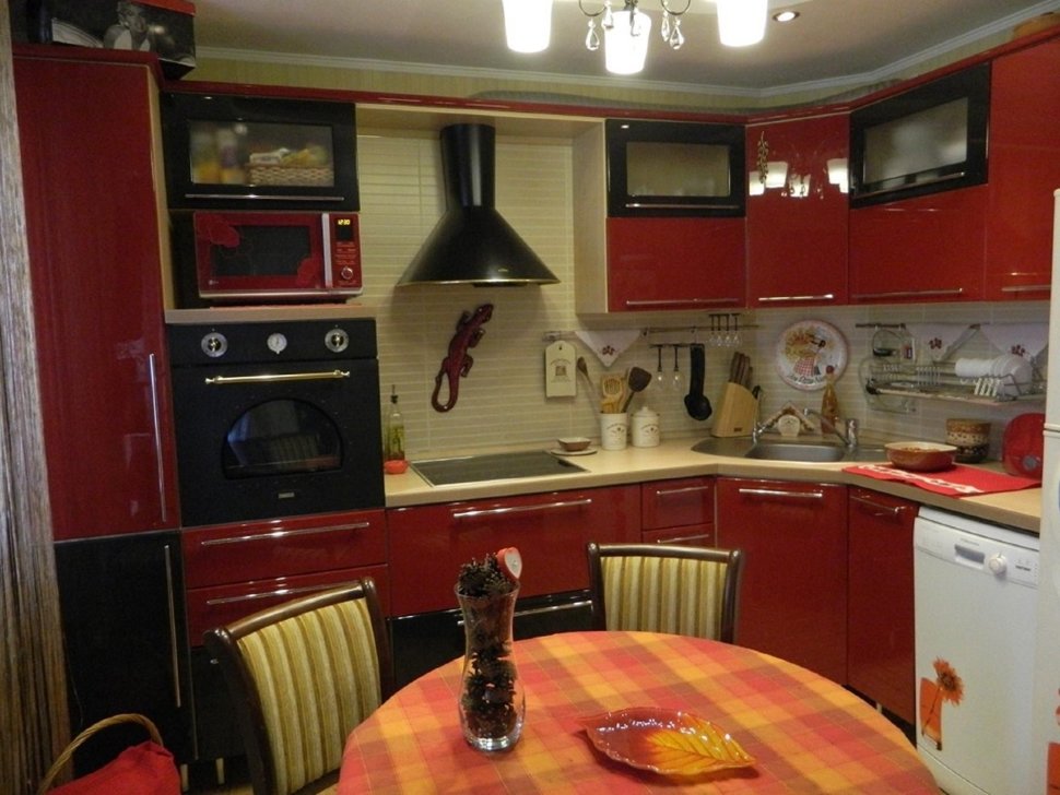 Барокко американская крашенная кухня Germes, ДСП 1м Вариант 103