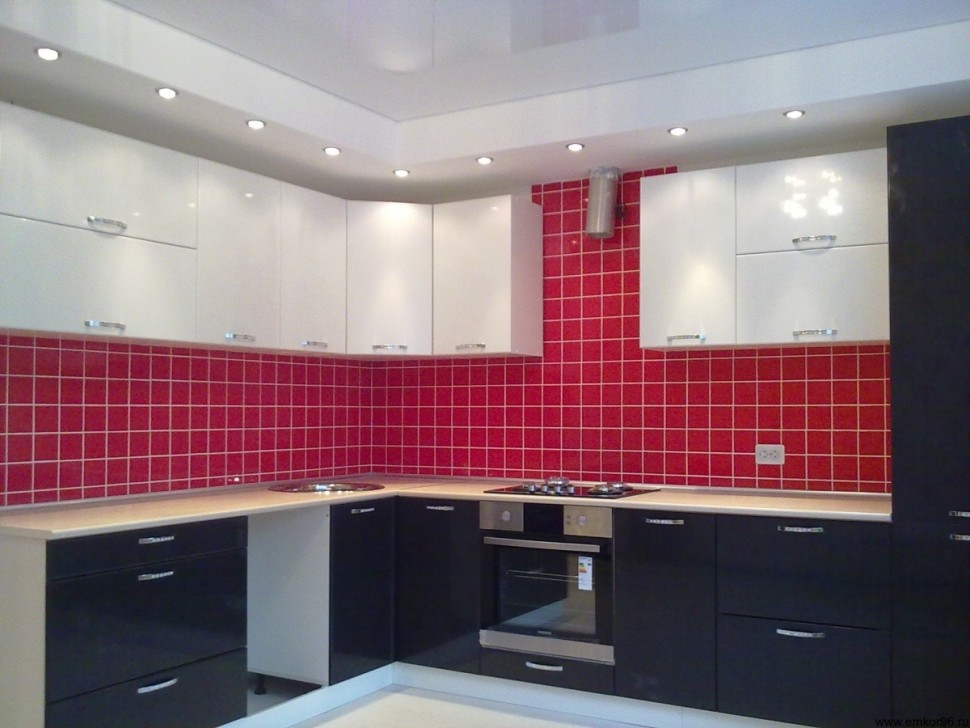 Хай-тек немецкая стеклянная кухня Deluxe, ДСП 1м Вариант 2002