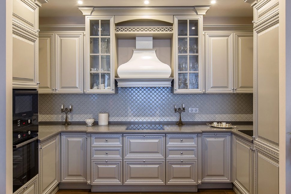 Рококо американская кухня из натурального дерева Germes, ДСП 1м Вариант 93