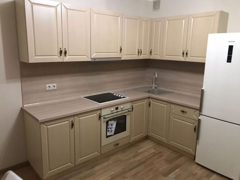 Коричневая кухня 4 метра угловая Germes ДСП, МДФ 1 метр Вариант 2379