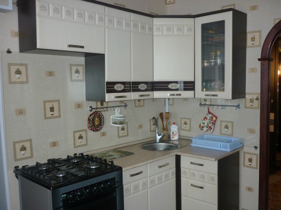 Хай-тек немецкая кухня пленка Deluxe, ДСП 1м Вариант 2104