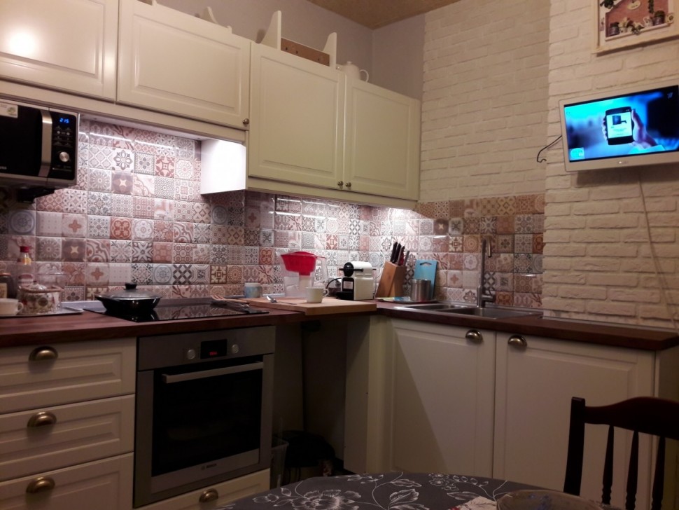 Фиолетовая кухня 4 метра угловая Germes ДСП, МДФ 1 метр Вариант 2525